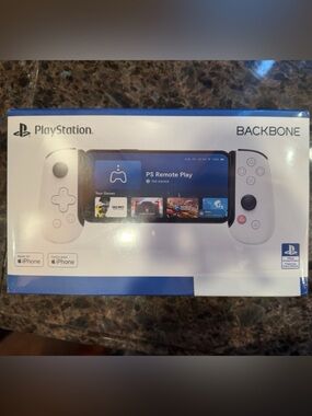 Backbone One PlayStation Edition Mobile Controller - White-lightening connection
